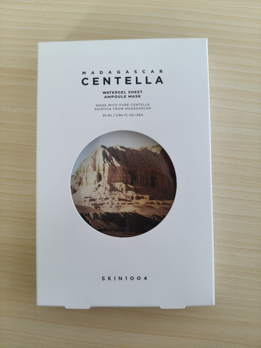 SKIN1004 Madagascar Centella Watergel Sheet Ampoule Mask - White
